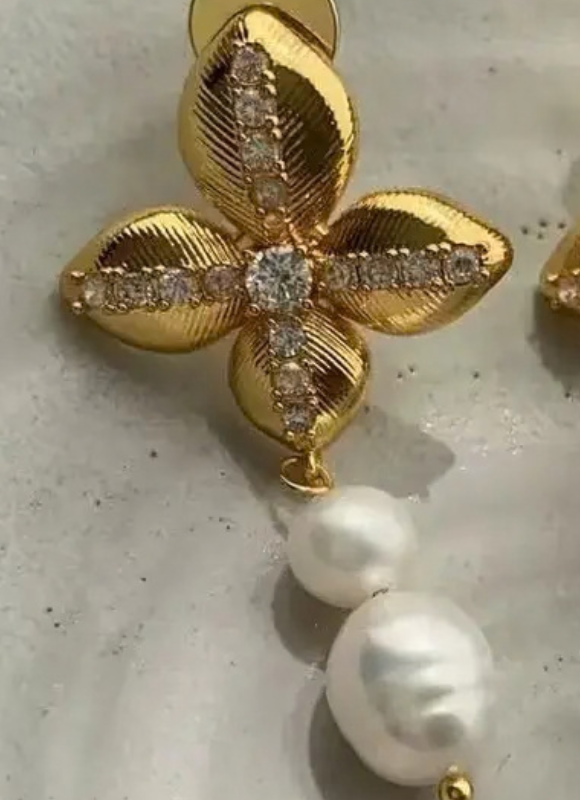 Pretty Persuasions Rhinestone Accent Brass Flower Post/Freshwater Pearls Earrings